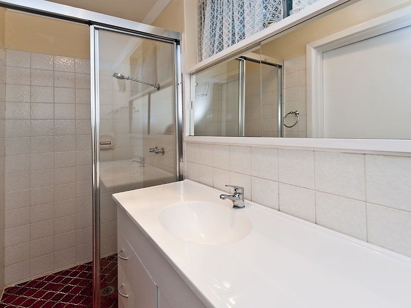 15 Currawong Drive, Gooseberry Hill WA 6076