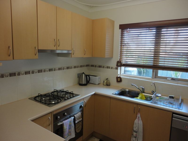 58 Waterloo Crescent, Lesmurdie WA 6076