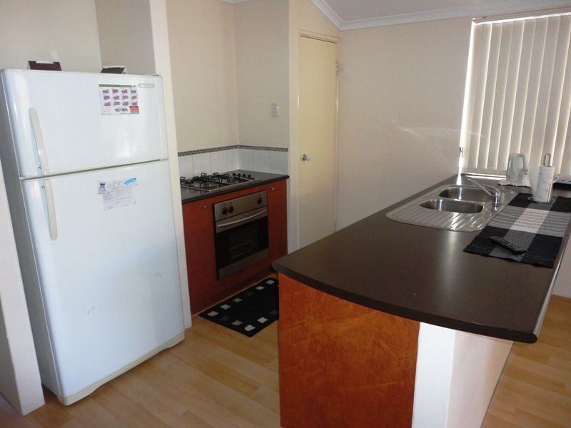 Unit 4/4 Wittenoom Road, High Wycombe WA 6057