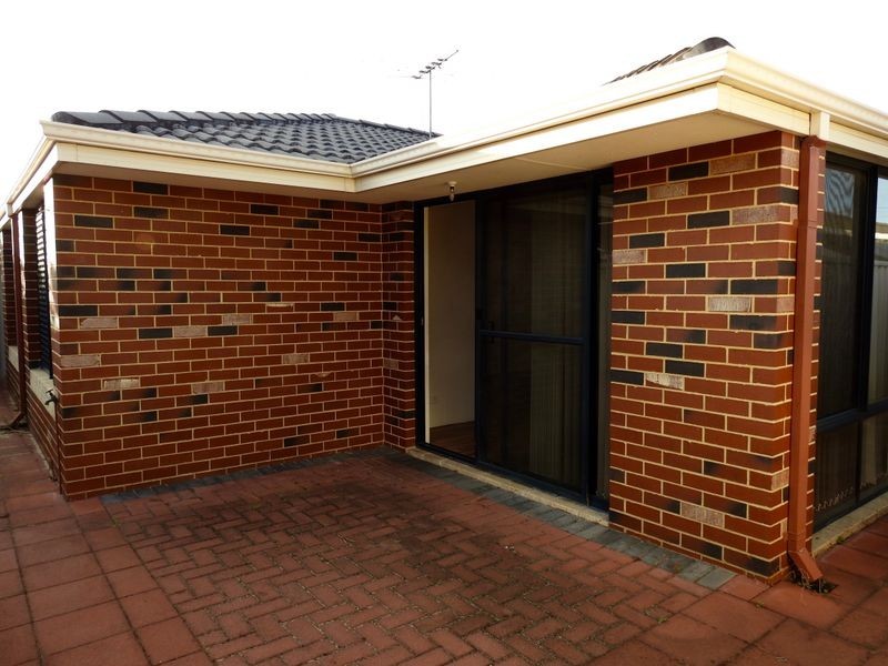 Unit 4/4 Wittenoom Road, High Wycombe WA 6057