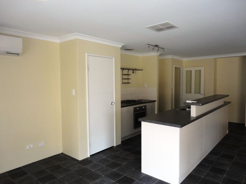 47 Larwood Crescent, High Wycombe WA 6057