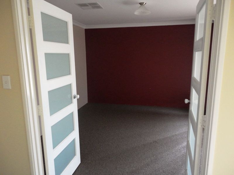 47 Larwood Crescent, High Wycombe WA 6057