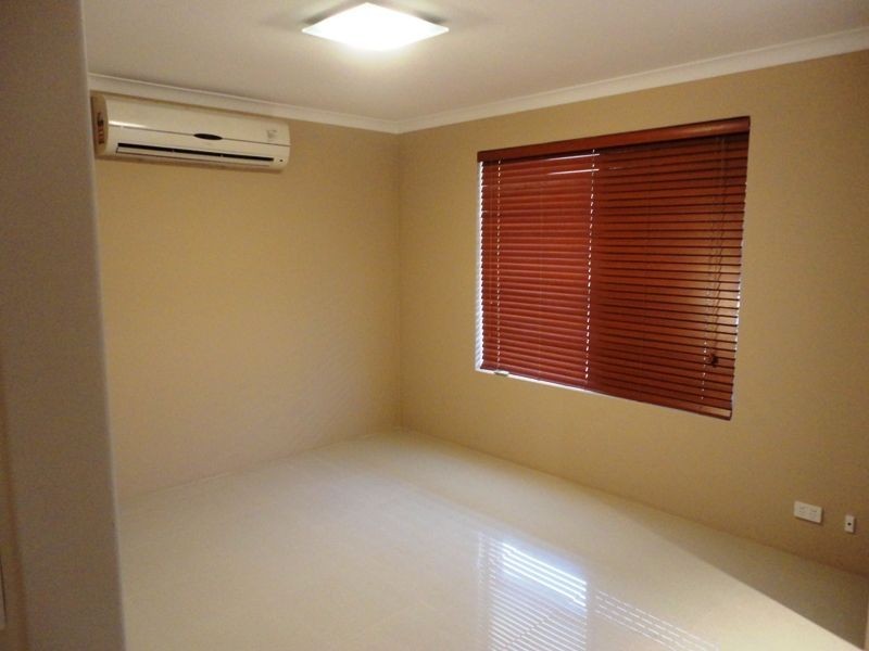 8 Waratah Court, Maddington WA 6109