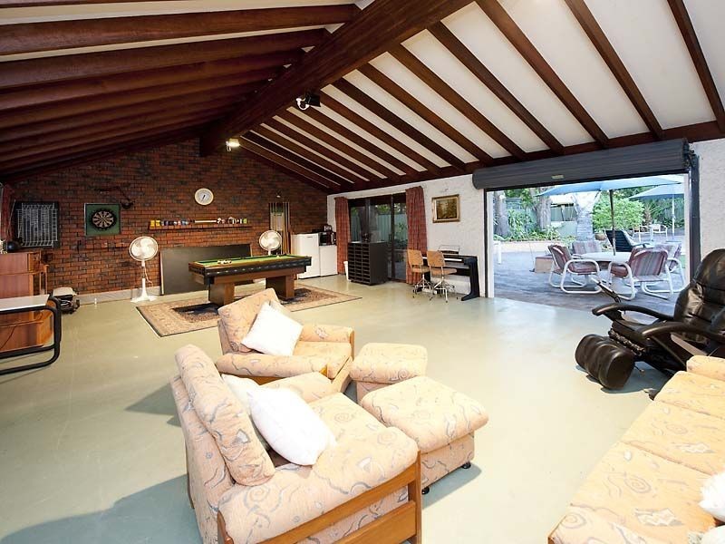 33 Aralia Way, Forrestfield WA 6058