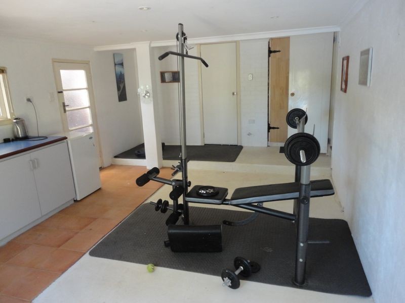 9 Alpine Road, Kalamunda WA 6076