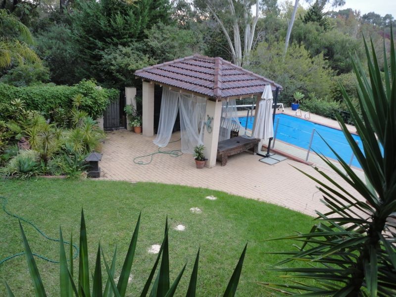 9 Alpine Road, Kalamunda WA 6076