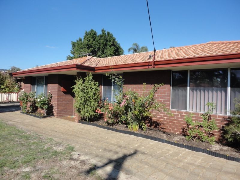 103 Agincourt Drive, Forrestfield WA 6058
