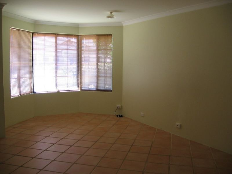 2 Babbler Way, Maida Vale WA 6057