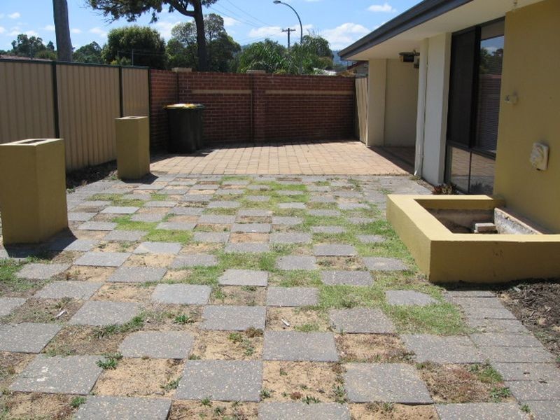 2 Babbler Way, Maida Vale WA 6057