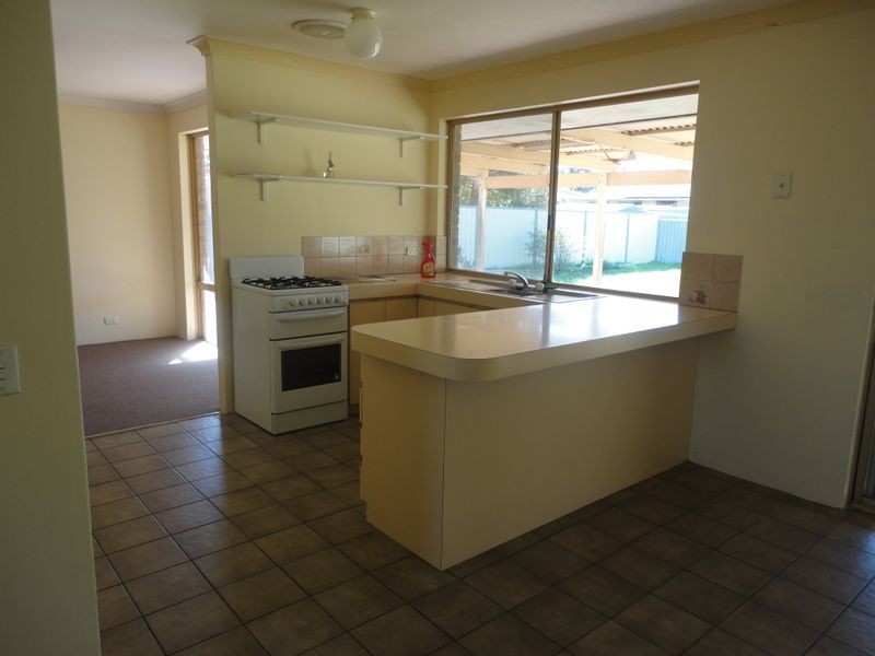 34 Tijuana Road, Armadale WA 6112