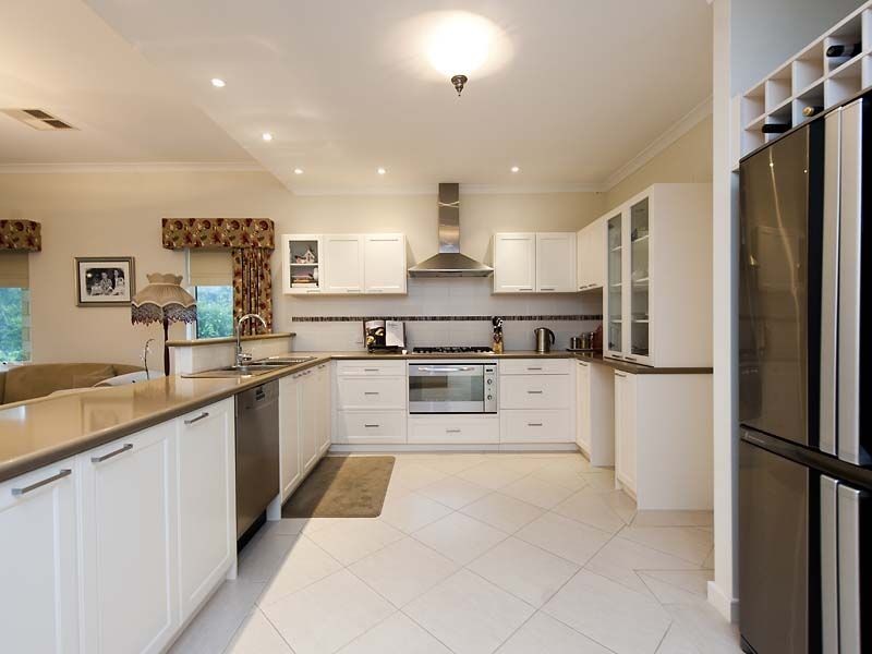 39 Recreation Road, Kalamunda WA 6076