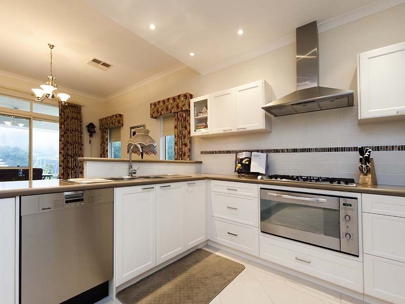 39 Recreation Road, Kalamunda WA 6076