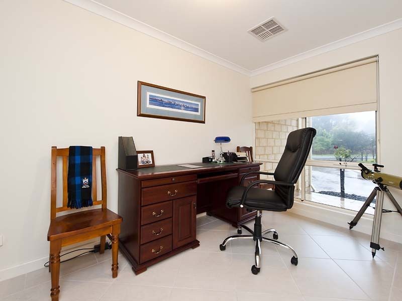 39 Recreation Road, Kalamunda WA 6076