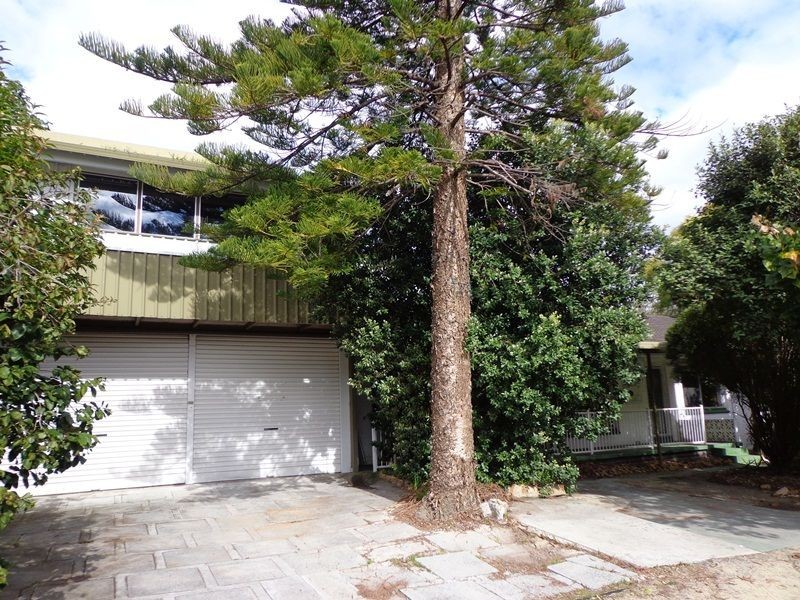 13 Winjana Road, Lesmurdie WA 6076