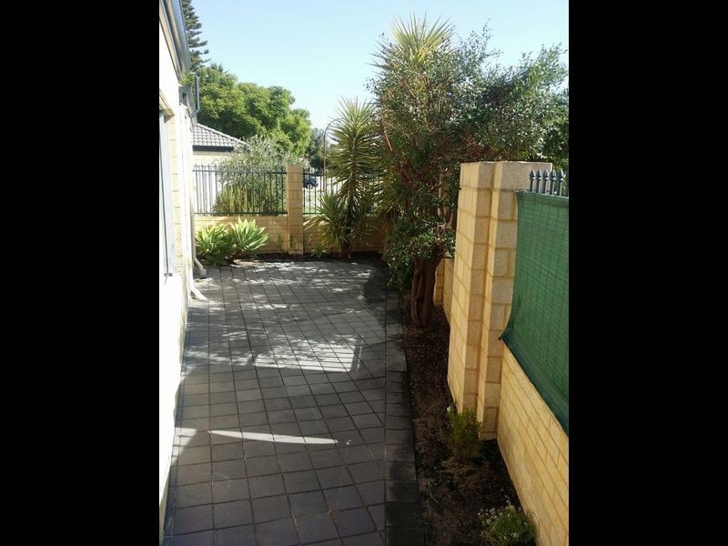 Unit 1/16 Hooson Way, Wilson WA 6107