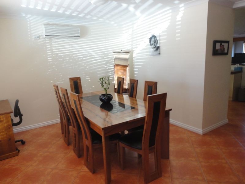 28 Pyrite Court, Forrestfield WA 6058