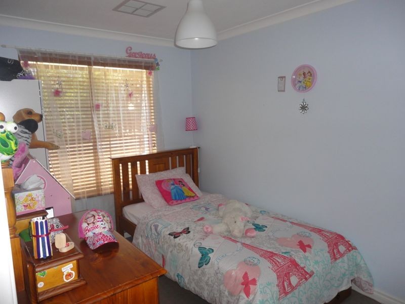 28 Pyrite Court, Forrestfield WA 6058