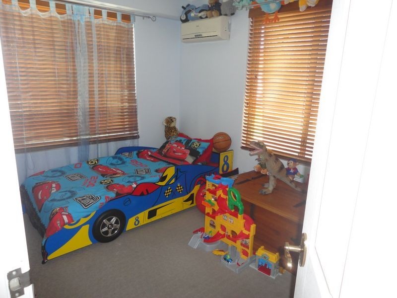 28 Pyrite Court, Forrestfield WA 6058