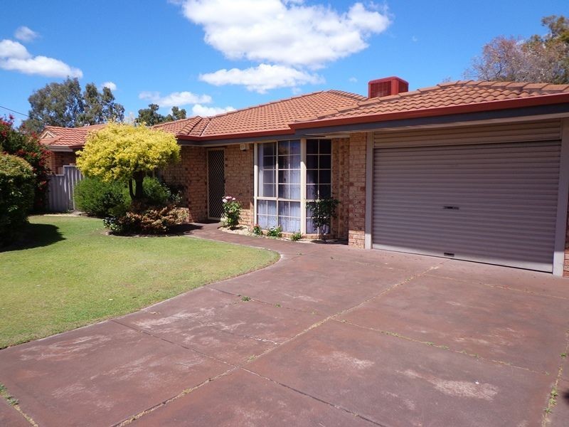 28 Wycombe Road, High Wycombe WA 6057