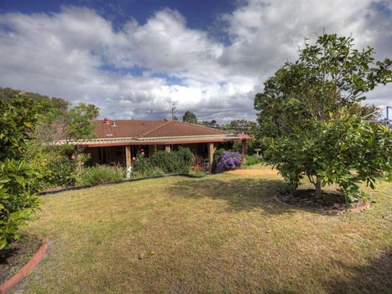 87 Newburn Road, High Wycombe WA 6057