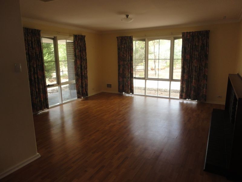 49 Hill Street, Gooseberry Hill WA 6076