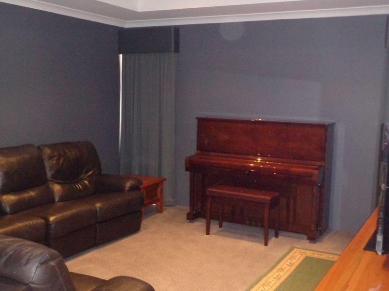 75 Tomah Road, Wattle Grove WA 6107