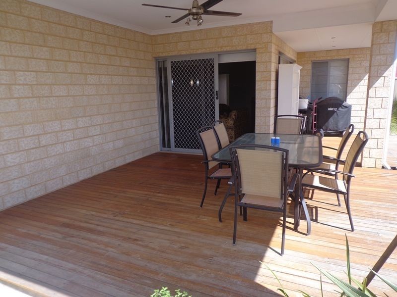 75 Tomah Road, Wattle Grove WA 6107