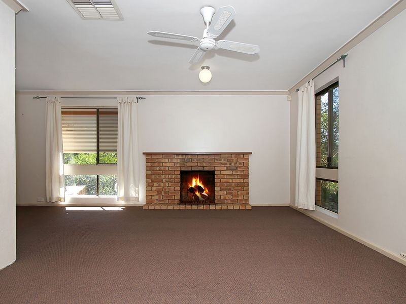 63 Girrawheen Drive, Gooseberry Hill WA 6076