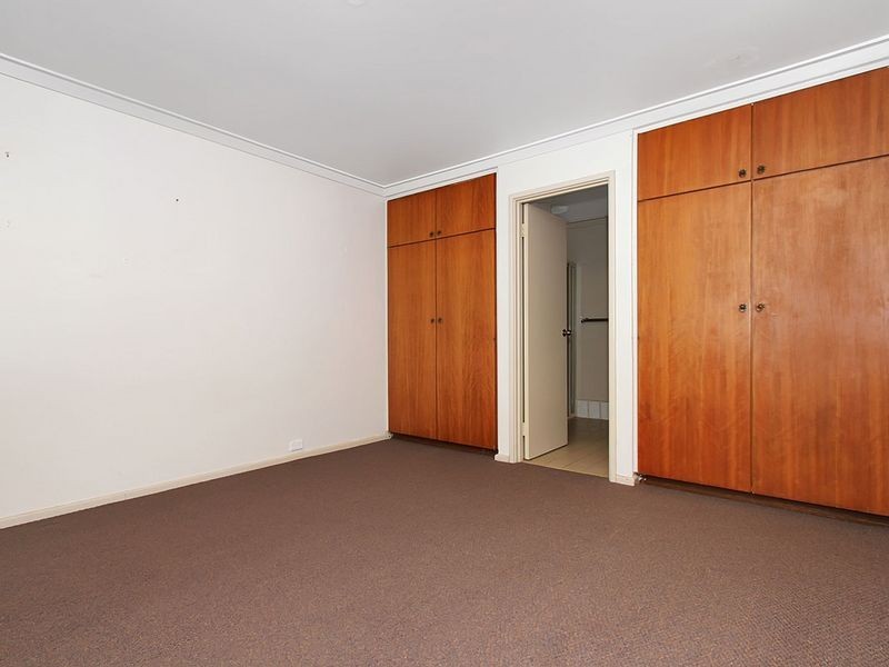 63 Girrawheen Drive, Gooseberry Hill WA 6076