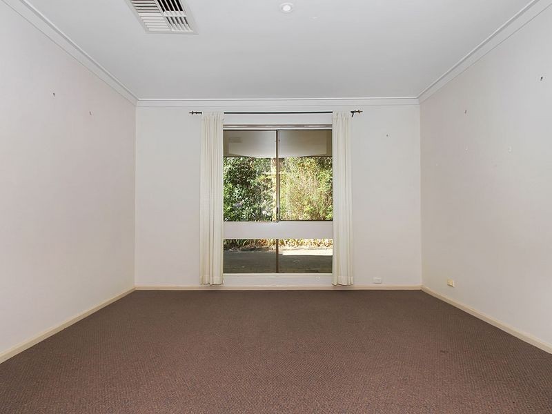 63 Girrawheen Drive, Gooseberry Hill WA 6076