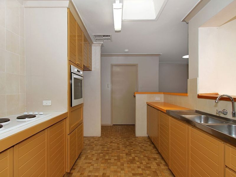 63 Girrawheen Drive, Gooseberry Hill WA 6076