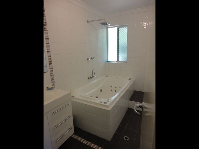 6 Jasmin Way, Maida Vale WA 6057