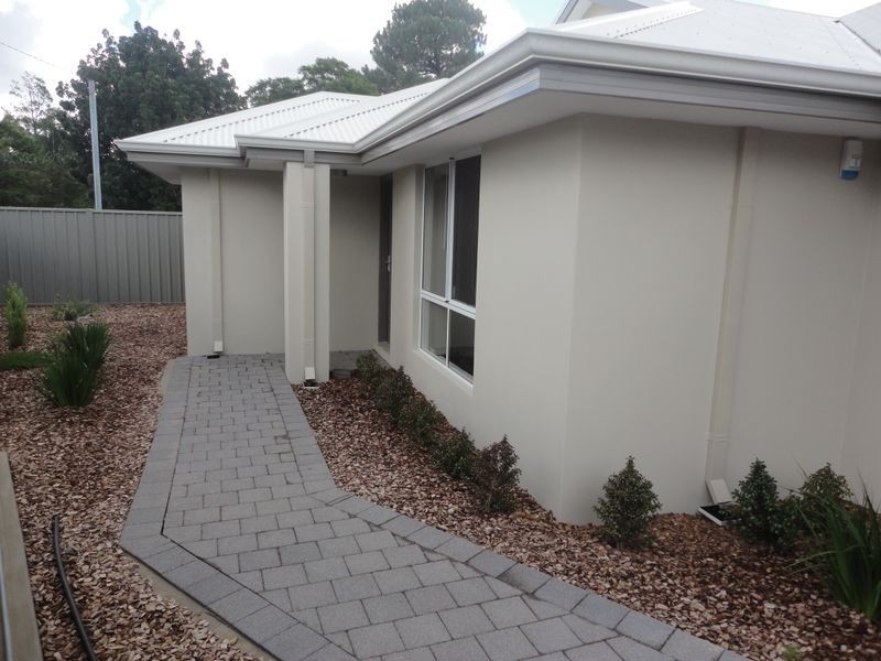 1/460 Kalamunda Road, High Wycombe WA 6057
