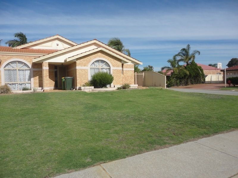14 Pyrite Court, Forrestfield WA 6058
