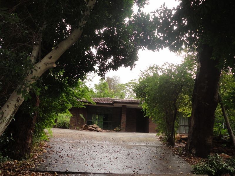 12 Wheelwright Rd, Lesmurdie WA 6076