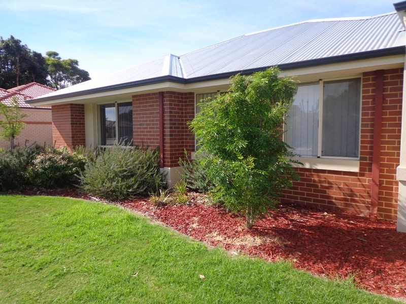 29/91 Lowanna Way, Armadale WA 6112