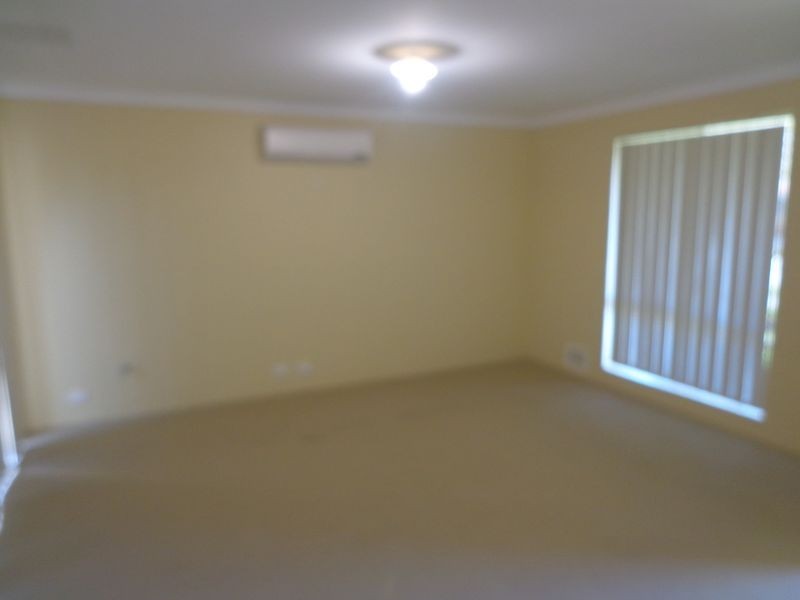 29/91 Lowanna Way, Armadale WA 6112