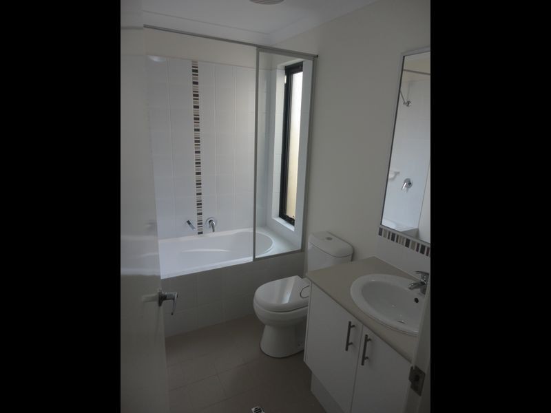 10/70 Forrest Rd, Armadale WA 6112