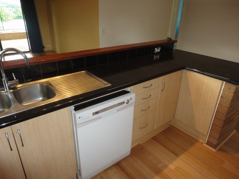 34 Kingsford Way, Huntingdale WA 6110