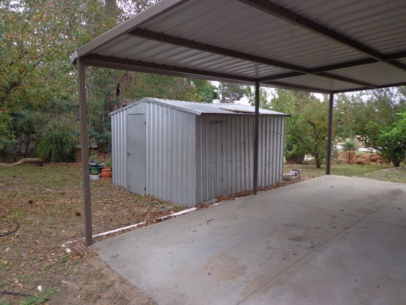 144 Grove Road, Lesmurdie WA 6076