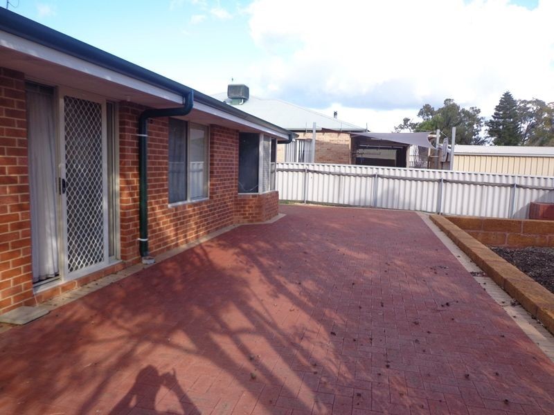 5 Wilkins Road, Kalamunda WA 6076