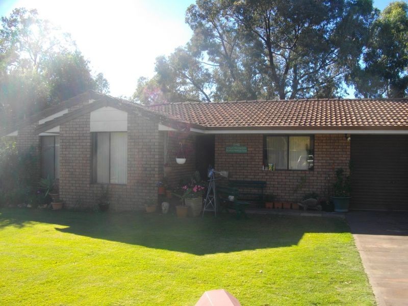 1 Le Dan Place, Helena Valley WA 6056