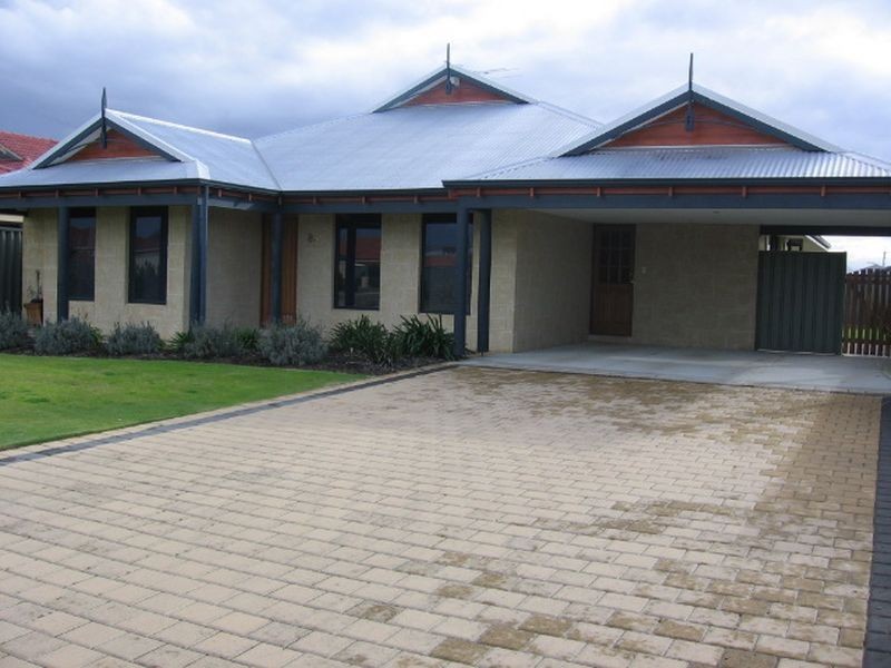 83 Foxton Boulevard, High Wycombe WA 6057