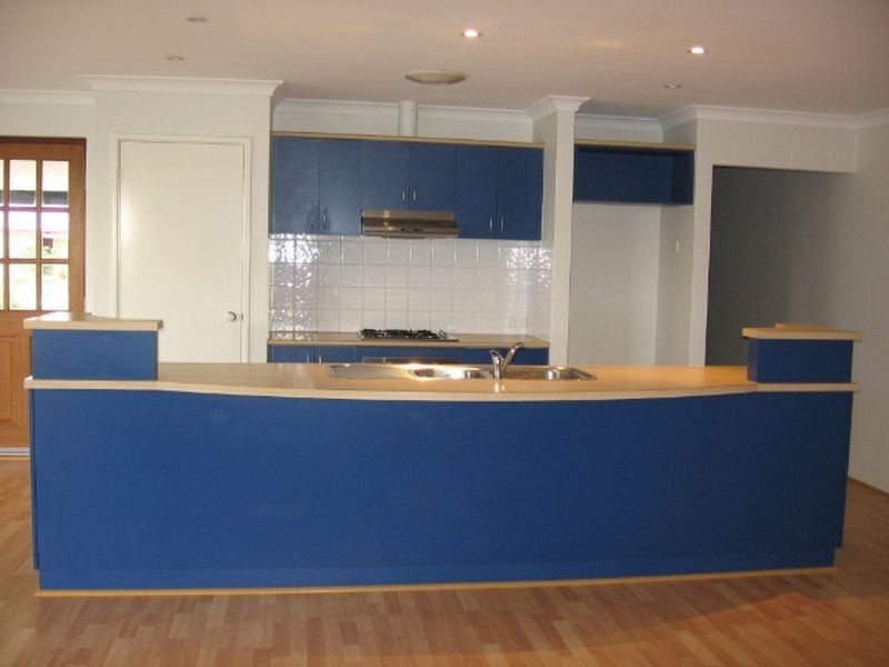 83 Foxton Boulevard, High Wycombe WA 6057