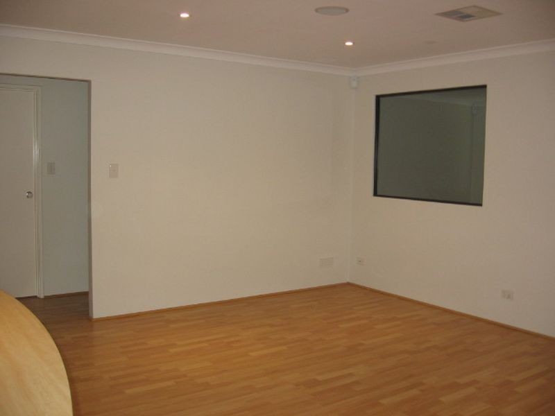 83 Foxton Boulevard, High Wycombe WA 6057