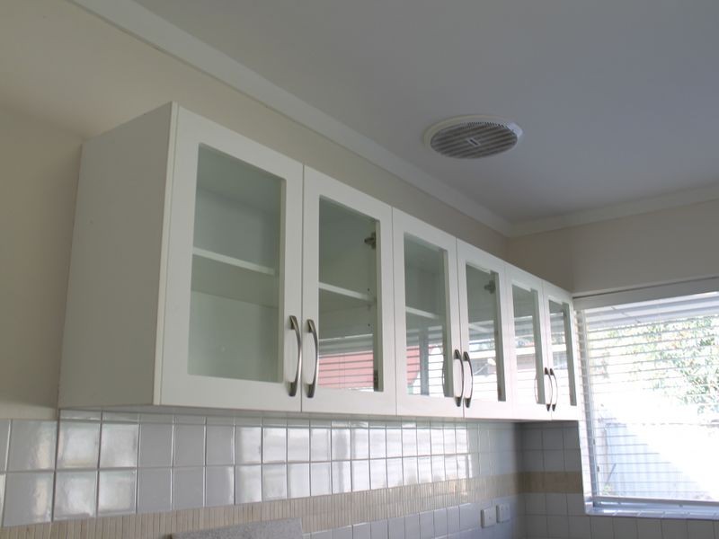 18 Mary Drive, Lesmurdie WA 6076