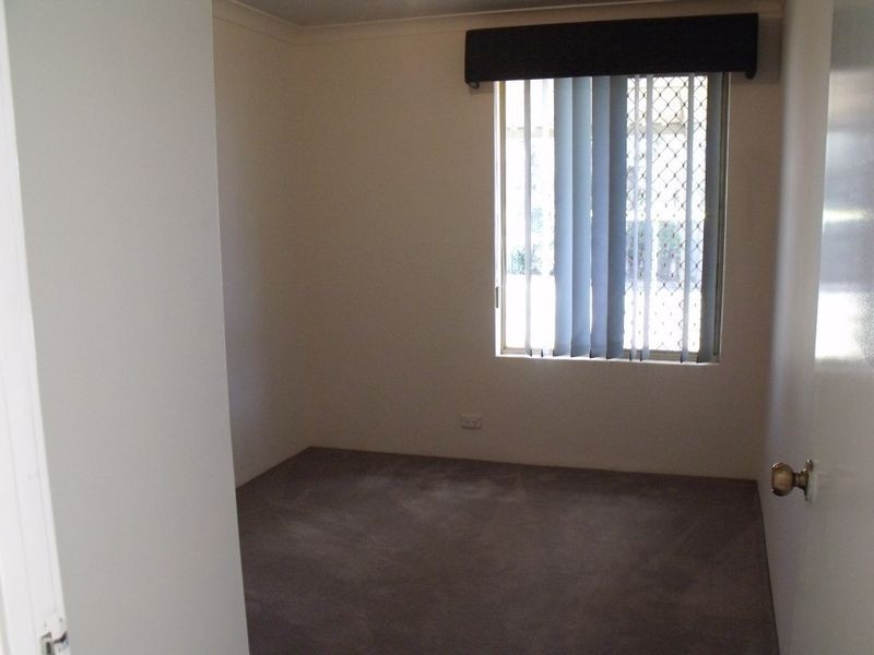 32 Palmer Crescent, High Wycombe WA 6057