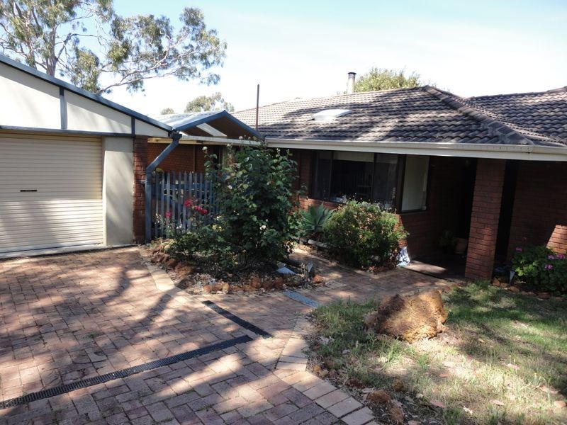 7 Maru Way, Lesmurdie WA 6076