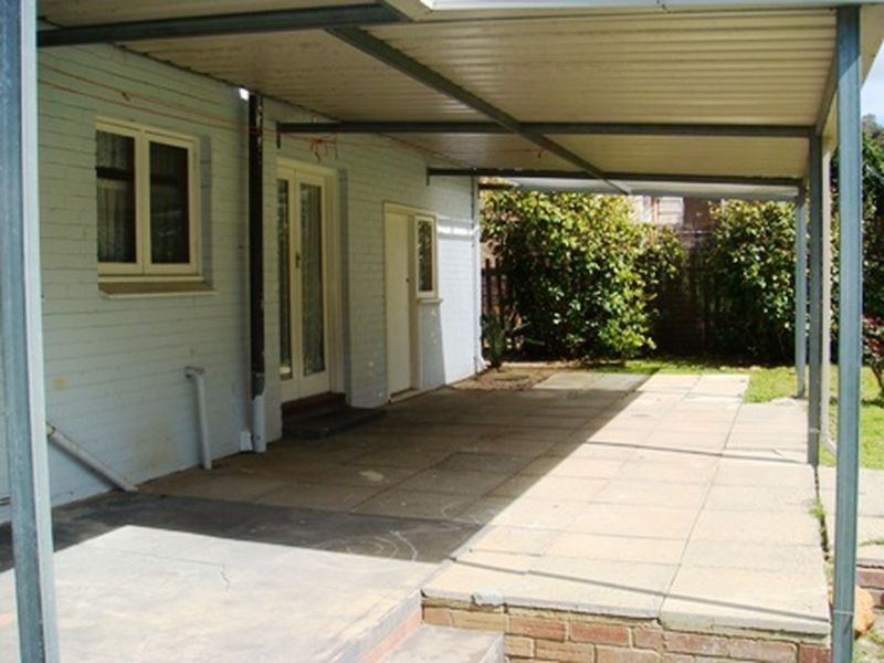 6 Corella Street, Lesmurdie WA 6076