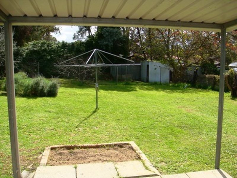 6 Corella Street, Lesmurdie WA 6076